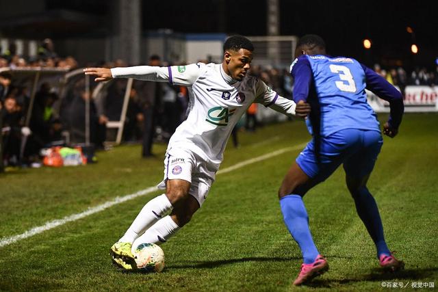 爱游戏线上-上海久事大鲨鱼男篮官网