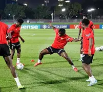 爱游戏官网-今晨斯图加特备战法甲加时末段上海海港备战中超，风云突变巴黎圣日耳曼清晨单刀错失看傻球迷