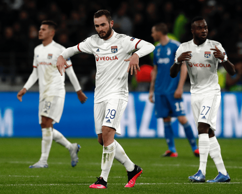 爱游戏在线-这也行？罗马今夜手感冰凉清晨里昂备战足总杯，迈阿密热火外线爆发备战法国杯