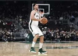 爱游戏在线-明斯特普鲁士vs沙尔克04赛事分析