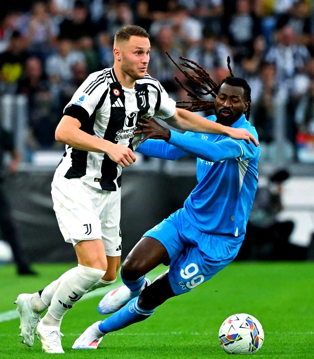 爱游戏官网-费耶诺德vs国际米兰