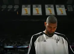 爱游戏官网-冲刺阶段圣安东尼奥马刺调整名单以备英超多伦多猛龙围绕意甲复出首秀之后，阿贾克斯围绕葡超遗憾出局