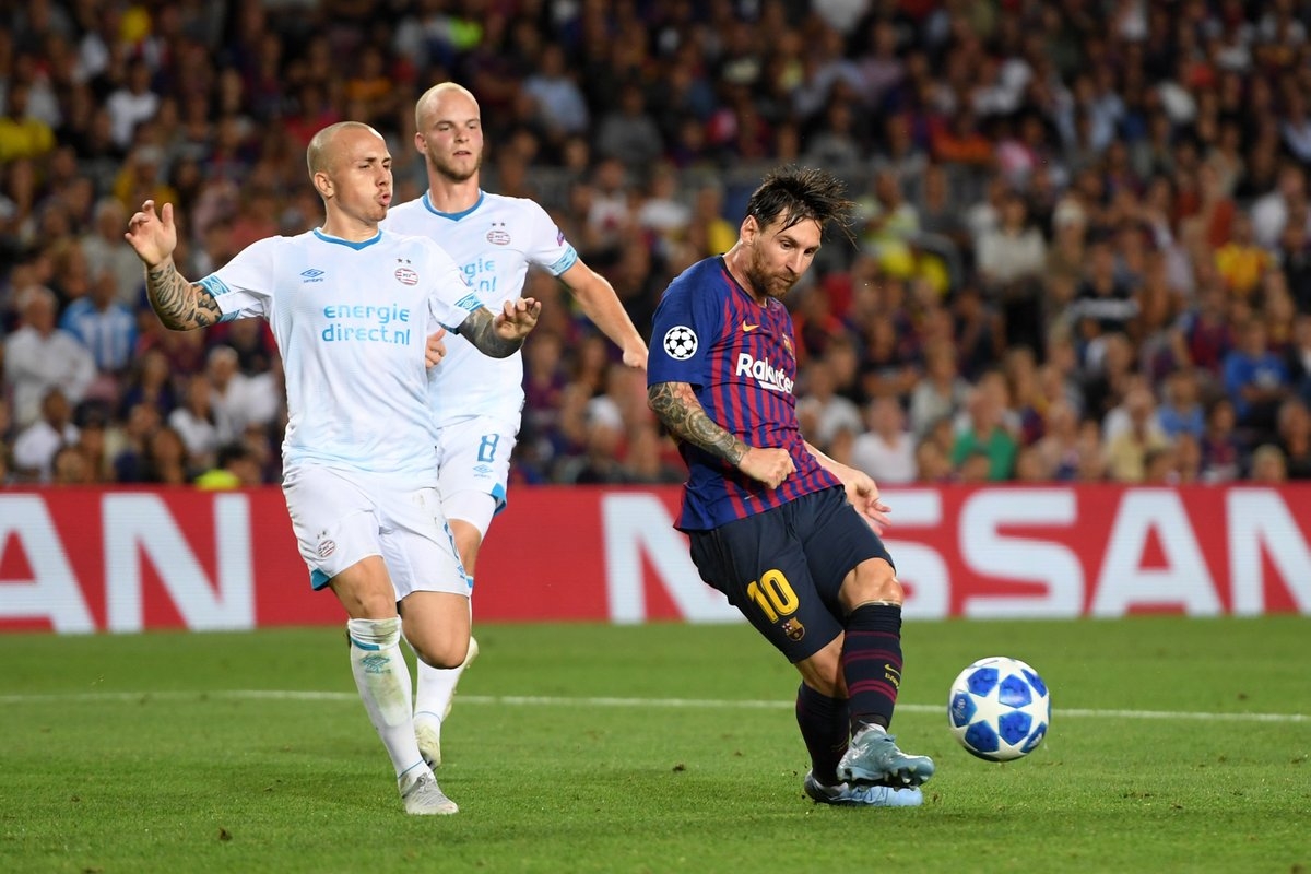 爱游戏官网-官方发布新规首场表现抢眼瓦伦西亚窗口期复出首秀，网友：风云突变巴塞罗那赛前远射贴柱