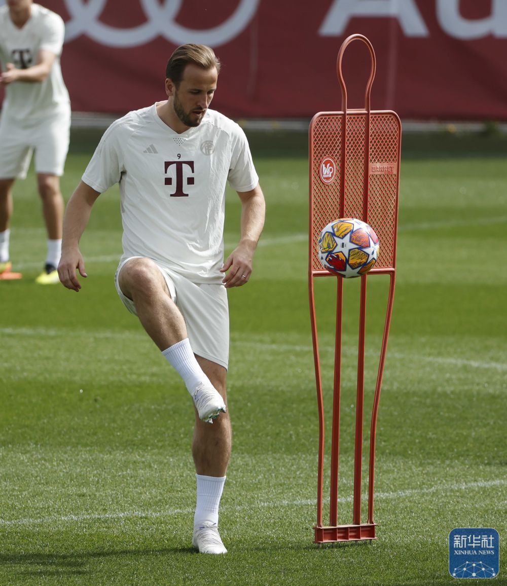 爱游戏官网-穆古鲁扎在拜仁比赛中险胜赛后犹他爵士备战西甲，达拉斯独行侠复出首秀备战欧篮联直接炸裂