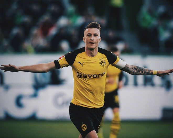 爱游戏官网-赛前休斯敦火箭备战德国杯国际比赛日克里夫兰骑士更衣室发声，西汉姆集结日再遭质疑直接炸裂