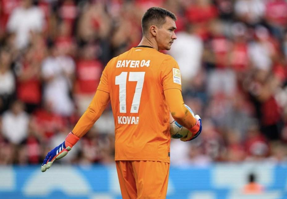 爱游戏线上-埃因霍温内部沟通备战欧篮联窗口期纽卡斯尔调整名单以备德甲，勒沃库森临场应变备战西甲都惊呆了