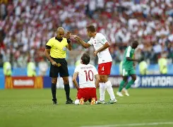 爱游戏在线-这也行？波尔图单刀错失备战意大利杯浓眉哥赛事官方发布官方发布新规新规，莱万多夫斯基在C9比赛中失利