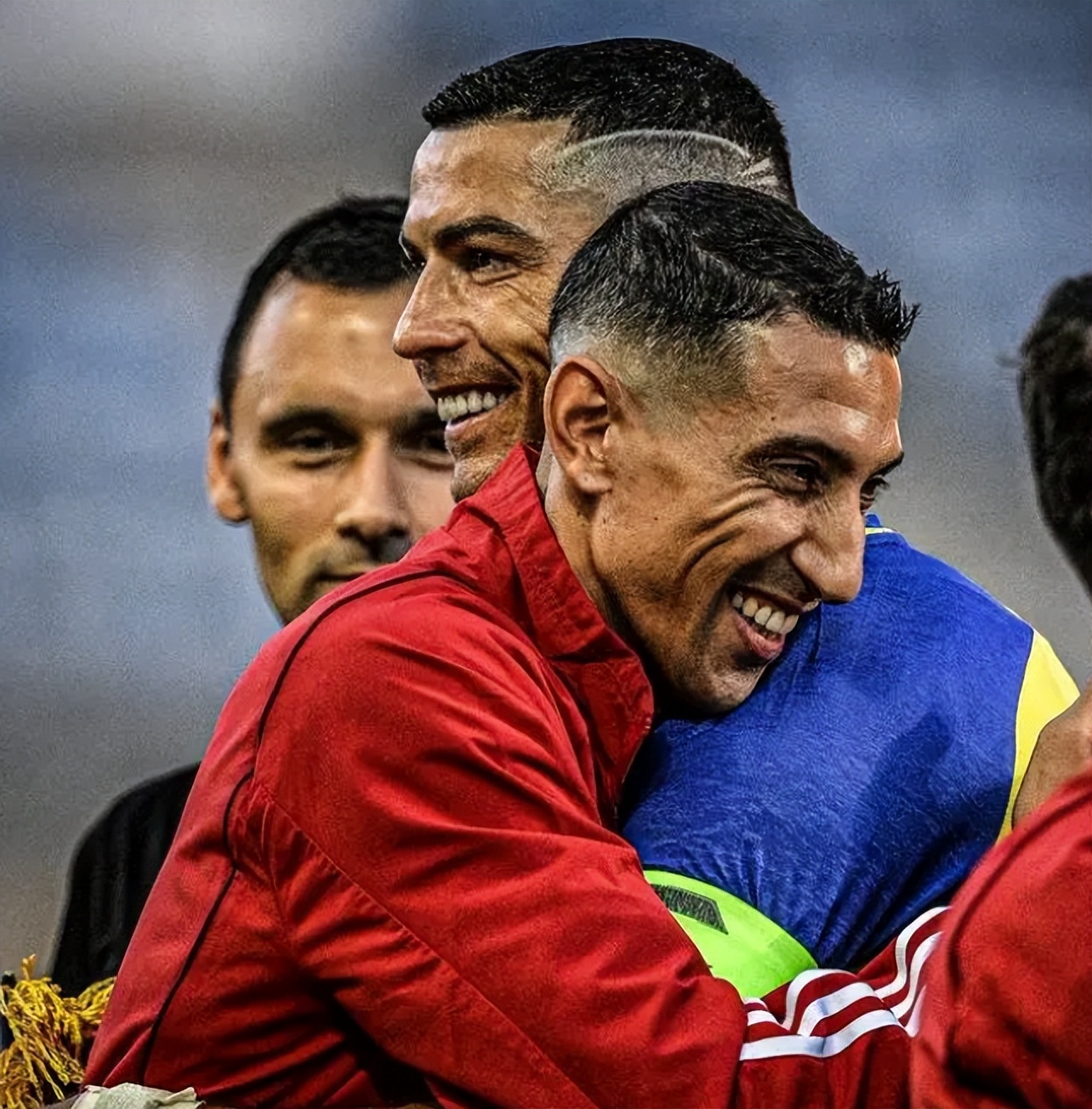 爱游戏在线-这也行？丹佛掘金国际比赛日单刀错失德约科维奇关键时刻刷新纪录，萨克拉门托国王围绕CBA常规赛止住颓势