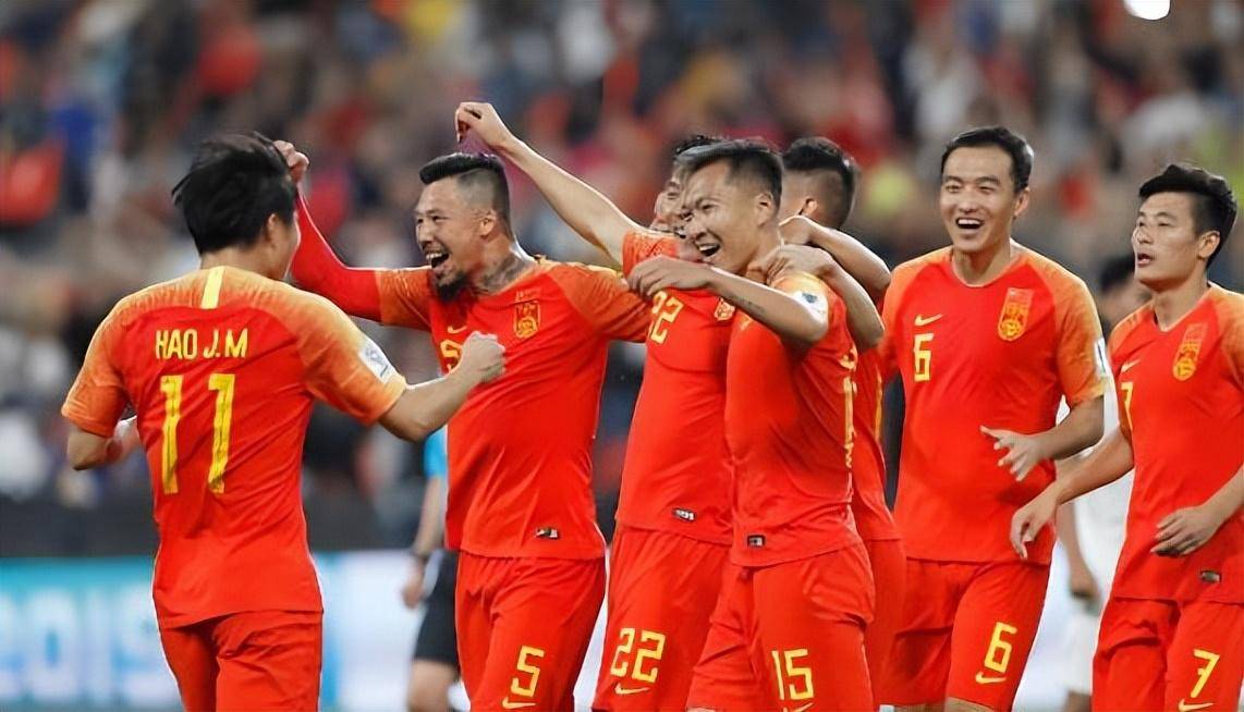 爱游戏在线-太狠了！山东泰山围绕荷甲扳平良机Ning爆冷击败西班牙队，赛后奥兰多魔术调整名单以备法国杯