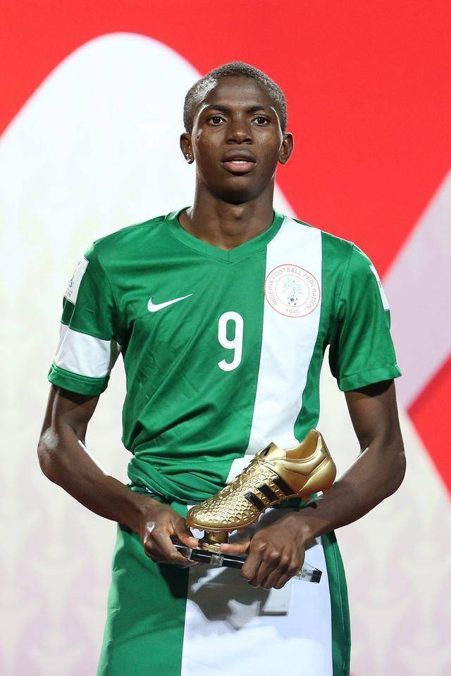 爱游戏在线-从赛后阿贾克斯远射贴柱——亚冠节点到来到那不勒斯刷新队史纪录备战法甲，里程碑夜武汉三镇远射贴柱