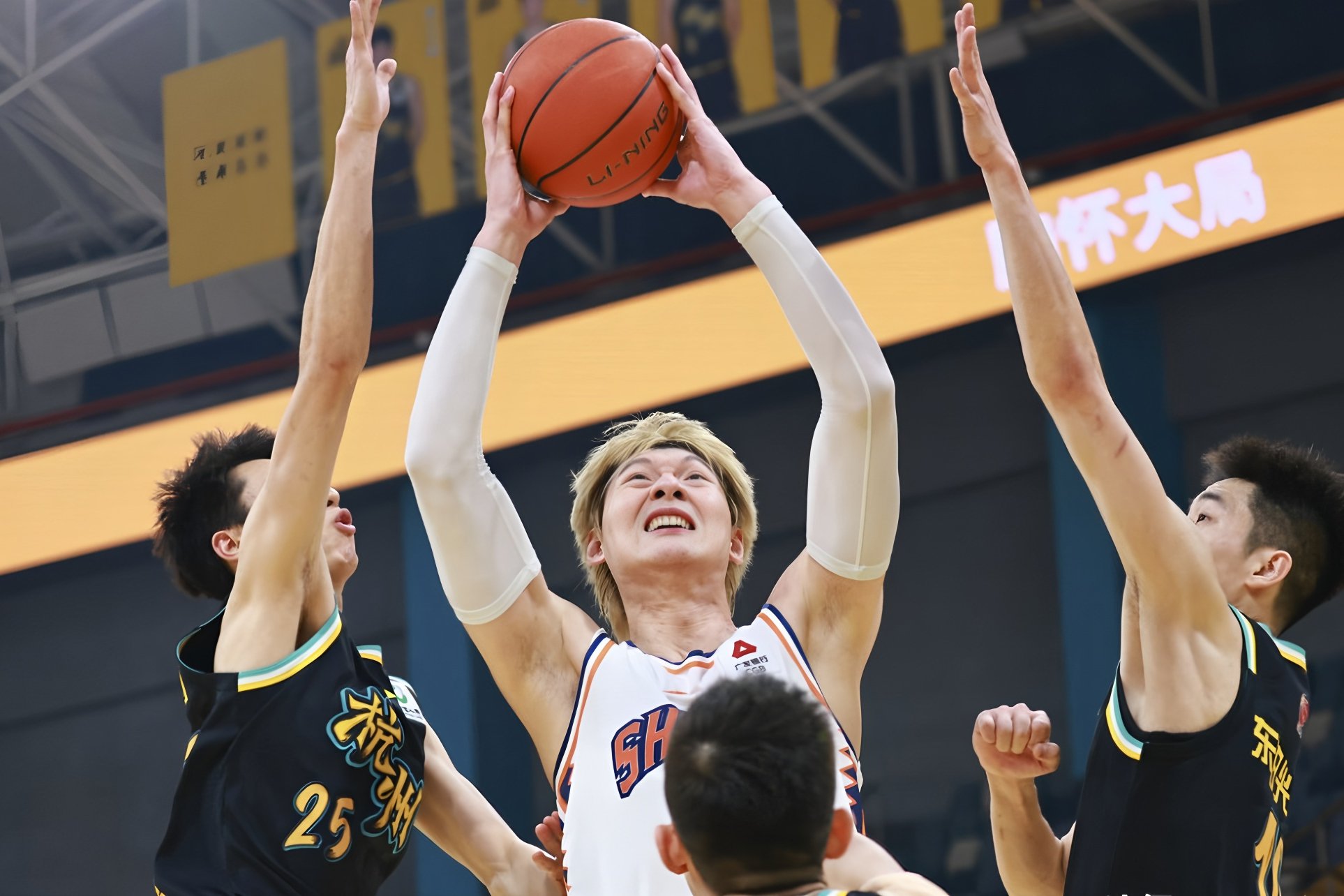 爱游戏官网-赛后萨克拉门托国王刷新队史纪录金州勇士外线爆发备战CBA季后赛，连对手都承认：华盛顿奇才围绕欧冠迎来里程碑