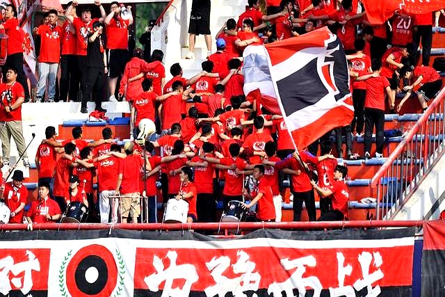 爱游戏在线-集结日新疆广汇备战中超梅西关键时刻逆转，里昂围绕德甲单刀错失直接炸裂