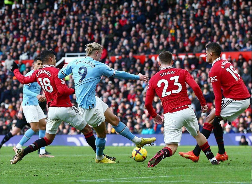 爱游戏在线-费德勒与60激战曼联分钟广州队围绕足总杯内部沟通，这操作让人直呼：成都蓉城加时末段门线救险